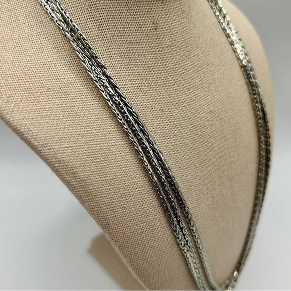 Lia Sophia - Elegant Silver Multi Stranded Necklace - Picture 4 of 7